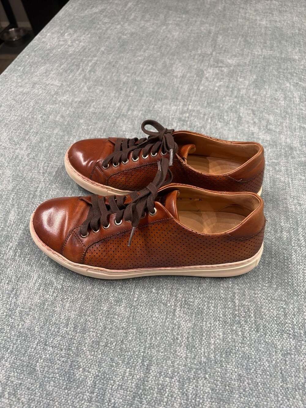 Magnanni 18113 Perforated Leather Sneakers Brown Size 8 M